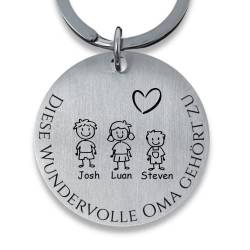 SMARTEON Personalisierter Schlüsselanhänger mit Gravur für Oma - Diese Oma gehört zu ... Anhänger mit Namen + Figuren (Oma) von SMARTEON