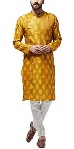 SOJANYA (seit 1958, Herren Jacquard Silk Mustard Kurta & Off-White Churidar Pyjama Set, Größe: 38 von SOJANYA