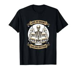 Segeln Segelschiff Skipper Kapitän - Segler Segelboot T-Shirt von Segler Geschenke & Ideen