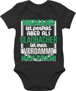 Baby Body Junge Mädchen - Fahnen und Flaggen - Niemand ist perfekt Gladbacher - 6/12 Monate - Schwarz - country mönchengladbach bodys stadt strampler babybodies babybody babybuddy bz10 buddy von Shirtracer