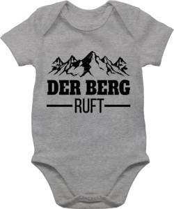 Baby Body Junge Mädchen - Sport & Bewegung - Der Berg ruft - schwarz - 1/3 Monate - Grau meliert - mountains are calling babysachen jungen mit bergen bz10 ruf berge baby-kurzarmbodys von Shirtracer