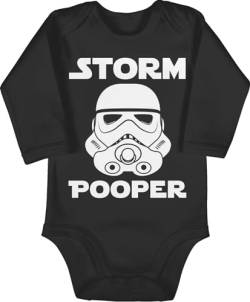 Baby Body langarm Mädchen Junge - Sprüche - Storm Pooper - Stormpooper Lustige Babygeschenke - 3/6 Monate - Schwarz - bodys mit sprüchen babybody babysachen babygeschenk lustig babykleidung von Shirtracer