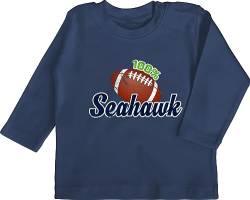 Baby Langarmshirt - Sport & Bewegung - 100% Seahawk - 6/12 Monate - Navy Blau - Football Babykleidung Football/Seahawks Langarm American Shirts Shirt Jungen t-Shirt Tshirt von Shirtracer