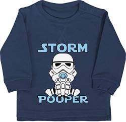 Baby Pullover Jungen Mädchen - Sprüche - Storm Pooper Stormpooper - 12/18 Monate - Navy Blau - für babysachen lustige sprüchen Geek Langarm mit Aufschrift Poop Sweatshirt spruche Comic Pulli von Shirtracer