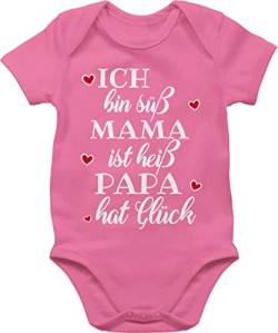 Shirtracer Baby Body Junge Mädchen - Sprüche - Ich bin süß Mama ist heiß Papa hat Glück Herzen - 3/6 Monate - Pink - strampler mit lustigen sprüchen babysprüche spruch eltern babystrampler süße von Shirtracer