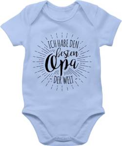 Shirtracer Baby Body Junge Mädchen - Sprüche - Ich habe den besten Opa der Welt - 3/6 Monate - Babyblau - strampler mit deutschem spruch aufschrift babystrampler süße witzige bodie m�dchen neugeboren von Shirtracer