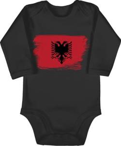 Shirtracer Baby Body langarm Mädchen Junge - 2024 Fussball EM Fanartikel - Albanien Albanija - 6/12 Monate - Schwarz - albanischer adler welt meisterschaft fußball albanischen fußball-fanartikel von Shirtracer