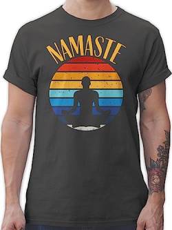 T-Shirt Herren - Yoga und Wellness Geschenk - Namaste bunt - L - Dunkelgrau - t Shirts männer Fans Fun Shirt Joga Tshirt Geschenke Kurzarm Meditation Tshirts Mann für lang spirituelle Hippie von Shirtracer