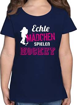 T-Shirt - Kinder Sport Kleidung - Echte Mädchen Spielen Hockey - 152 (12/13 Jahre) - Dunkelblau - t-Shirts Sportshirt feldhockey Tshirt Kurzarm Eishockey t Shirt echt t_Shirt Sport-Shirt von Shirtracer