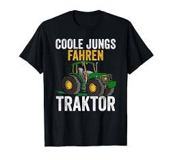 Coole Jungs fahren Traktor, Trecker, Landwirtschaft Sprüche T-Shirt von Shirts of Heaven