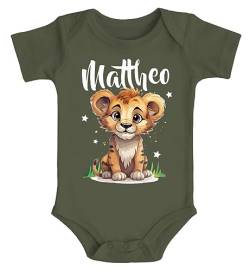 SpecialMe® Baby Body mit Namen personalisierbar Kleiner Löwe Tiermotiv Namensgeschenke Geburt Bio Baumwolle Oliv 6-12 Monate von SpecialMe