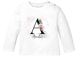 SpecialMe® Baby Langarmshirt mit Namen personalisiert Monogramm Initiale Anfangsbuchstabe anpassbar Mädchen Bio-Baumwolle Blumenhintergrund weiß 56/62 (1-3 Monate) von SpecialMe