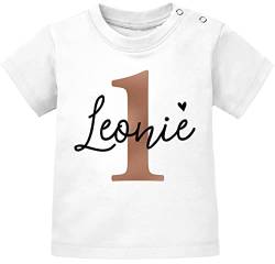 SpecialMe® personalisiertes Baby T-Shirt Geburtstag Monogramm Geburtstags-Shirt personalisierbar mit Name Alter 1-3 1 Jahr weiß 68/74 (4-9 Monate) von SpecialMe