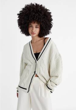 Stradivarius Gestreifte Oversize-Strickjacke  Ecru XL von Stradivarius