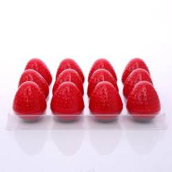 24 Stück Erdbeerförmiger Lippenbalsam, Feuchtigkeitsspendende Pflanzenextrakte für Glatte und Geschützte Lippen, Feuchtigkeitsspendende Lippenbutter für das Make-up von Frauen von TARSHYRY