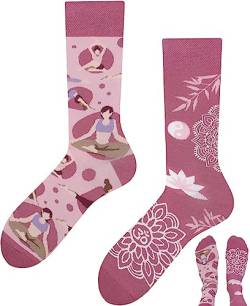 TODO Lustige Socken Damen und Herren, Coole Socken mit Motiv - Bunte, Mehrfarbige, Verrückte (35-38, Yoga) von TODO