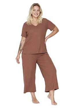 TRENDYOL Damen Trendyol Effen gebreide T-shirt-broek voor dames, grote maten, in pyjamaset Pajama Set, Braun, 4XL EU von TRENDYOL