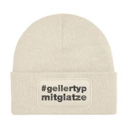 Tassenbrennerei Beanie - Wollmütze mit Spruch: Geiler Typ mit Glatze - Strickmütze lustig als Geschenk für Freund, Mann und Männer (Polypropylen (PP), Beige) von Tassenbrennerei