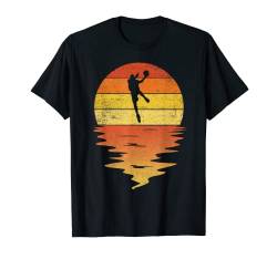 Basketballtrikot Retro Sonnenuntergang 70er Jahre Vintage Basketball T-Shirt von TrendyPull Silhouette Retro Vintage Style Gifts