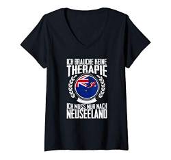 Damen Keine Therapie - Ich muss nur nach Neuseeland T-Shirt mit V-Ausschnitt von Urlaubsgeschenke by Dennex