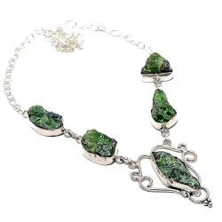 VACHEE Green Chrome Diopside Quartz Rough Rock Handmade Collar Necklace 18" for girls women 925 Sterling Silver Plated Jewelry 919 von VACHEE