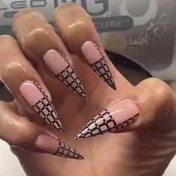 VEBONNY Checkerboard Design Long Tips Press on Nails Nude Pink Color Black Grid False Nails for Girl and Woman VEBONNY FN-LA006 von VEBONNY