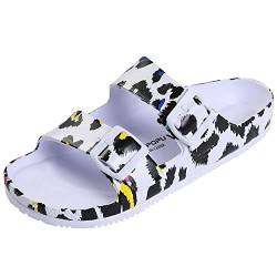 VICT POPU Pantoletten Damen mit Fussbett Sandalen Flach Rutschfest Sommer Badelatschen Lässig EVA Slides Erwachsene Schlappen Leopard Weiß 37 von VICT POPU