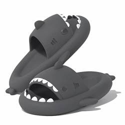 VIYEAR Cloud Shark Slides Slippers, Shark Slippers, Summer SlippersSchnell trocknende Sommerduschsandalen, rutschfeste und weiche, niedliche Cartoon-Hai-Duschhausschuhe Schwarz 44/45 von VIYEAR
