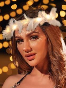 Vakkery LED Federnde Stirnbänder Leuchtende Kranz Stirnband Blinkende Federn Kopfschmuck Hochzeit Party Festival Haarschmuck für Frauen und Mädchen (Gelb) von Vakkery