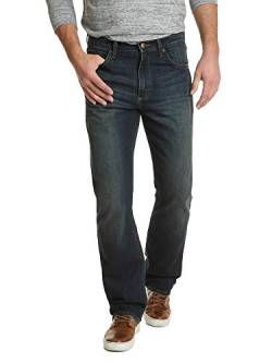 Wrangler Authentics Herren Premium Relaxed Fit Boot Cut Jeans, Dirt Road, 32W / 32L von Wrangler Authentics