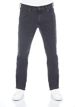 Wrangler Herren Jeans Regular Fit Greensboro Hose Schwarz Straight Jeanshose Denim Stretch Baumwolle Black w32, Farbe: Black Out, Größe: 32W / 30L von Wrangler