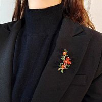 YRIIOMO Brosche Frucht-Brosche für Damen, Hemd- und Anzugjacken- und Mantel-Accessoire, modische Brustblume von YRIIOMO