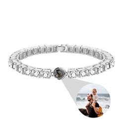 Personalisiertes Armband mit Bild innen benutzerdefinierte Kreis Foto Projektion Armband 100 Sprachen Ich liebe dich Armband Cubic Zirkonia Charm Armband Klassische Tennis-Armband für Frauen Männer von ZqlDDayUP