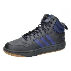 adidas Herren Hoops 3.0 Mid Lifestyle Basketball Classic Fur Lining Winterized Shoes Sneakers, Carbon/Dark Blue/GUM4, 43 1/3 EU von adidas