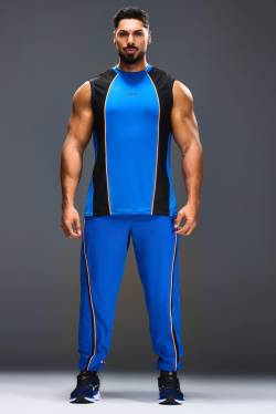 Man Active Colorblock Jogginghose - Cobalt - M, Cobalt von boohoo