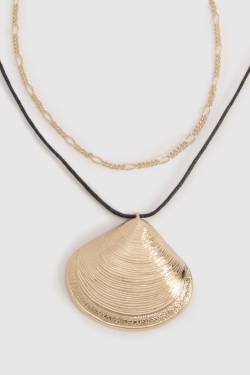 Womens Seashell Pendant Rope Layered Necklace - Gold - One Size, Gold von boohoo