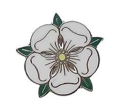 Weiße Rose of York Yorkshire England Rose Alba Rose Argent Emaille Reversabzeichen T750A von emblems gifts