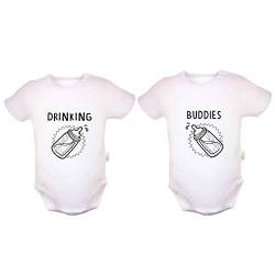 iDzn Twins Baby Drinking Buddies Funy Slogan Digitaldruck Strampler Neugeborene Baby Bodys Säugling Jumpsuits Baby Unisex Neuheit Outfits 2 Stück Gr. 0-6 Monate, weiß von iDzn