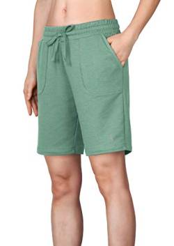 icyzone Damen Bermuda Shorts Kurze Sporthose Jogginghose Atmungsaktiv Laufshorts Sport Shorts mit Taschen (L, Blasses grün) von icyzone