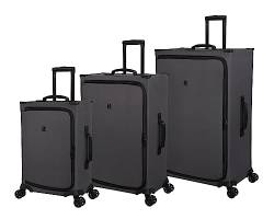 it luggage Maxpace 3-teiliges Softside Ultraleichtes Spinner-Set, Magnet, 3 Pc Set, Maxpace 3-teiliges Softside Ultraleichtes Spinner-Set von it luggage