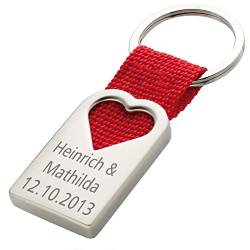 Schlüsselanhänger Herz aus Metall und rotem Polyester-Band mit Gravur 3-zeilig von kaufdeingeschenk