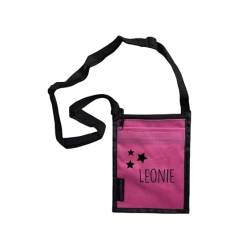 Brustbeutel mit Namen & Sternen Bedruckt | personalisierbare Brusttasche 17x13 cm | zum Umhängen mit Klarsichtfenster für Schülerausweis Buskarte (pink) von minimutz