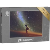 puzzleYOU Puzzle Ein junger Mann blickt in den Nachthimmel, 200 Puzzleteile, puzzleYOU-Kollektionen Astronomie von puzzleYOU