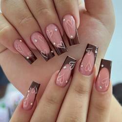 RUNRAYAY Press on French Tip Nails Mittelpunkt glänzende Falsche/Falsche Nägel mit Herzförmiges Design mit All-Gaia Acryl Nägeln (rosa) von runrayay