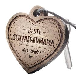 schenkYOU Premium Schlüsselanhänger aus Nussbaumholz vorgraviert - personalisierte Geschenkidee für Muttertag, Vatertag - Gravur „Beste Schwiegermama der Welt!„ von schenkYOU