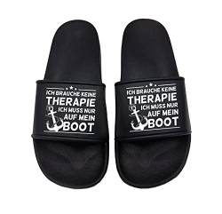 tshirtladen Ich brauche keine Therapie ich muss nur auf mein Boot Badelatsche Sandalen Urlaub, Größe: 43 EU von tshirtladen