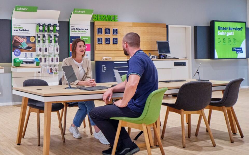 Beratungsgespräch im freenet Shop